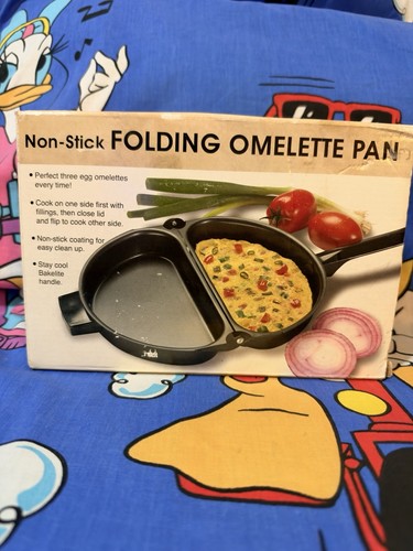 Folding omelette pan - folding, portable